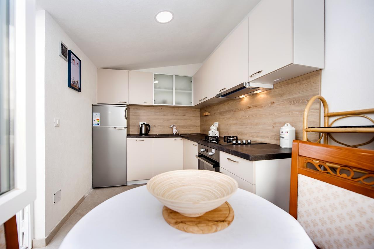 La Svalba Rooms & Studios 로비니 외부 사진